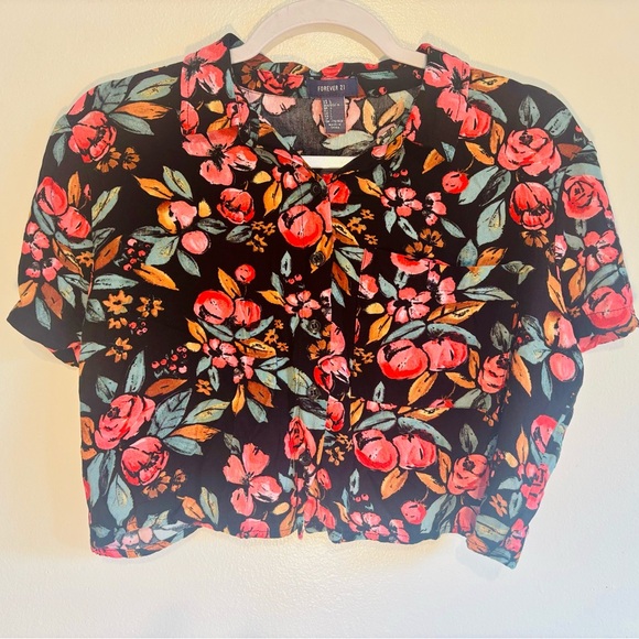 Floral Crop Top - Picture 1 of 6